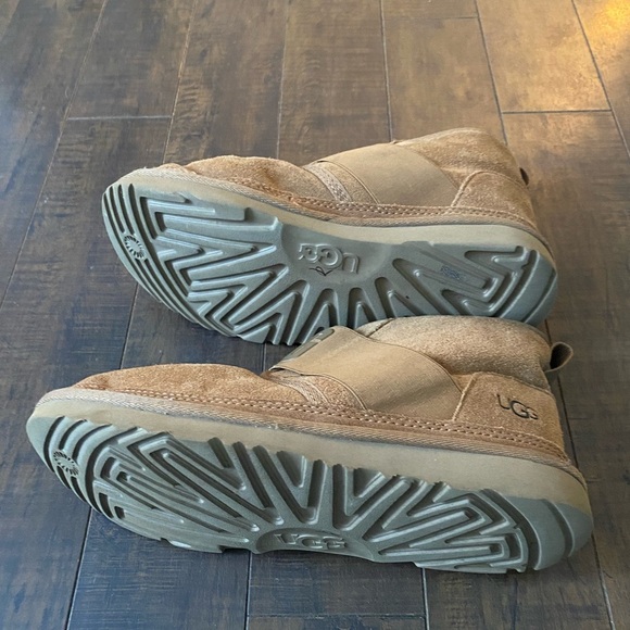 UGG Neumel ll brown suede pull on shearling lined ankle boots - Picture 6 of 9